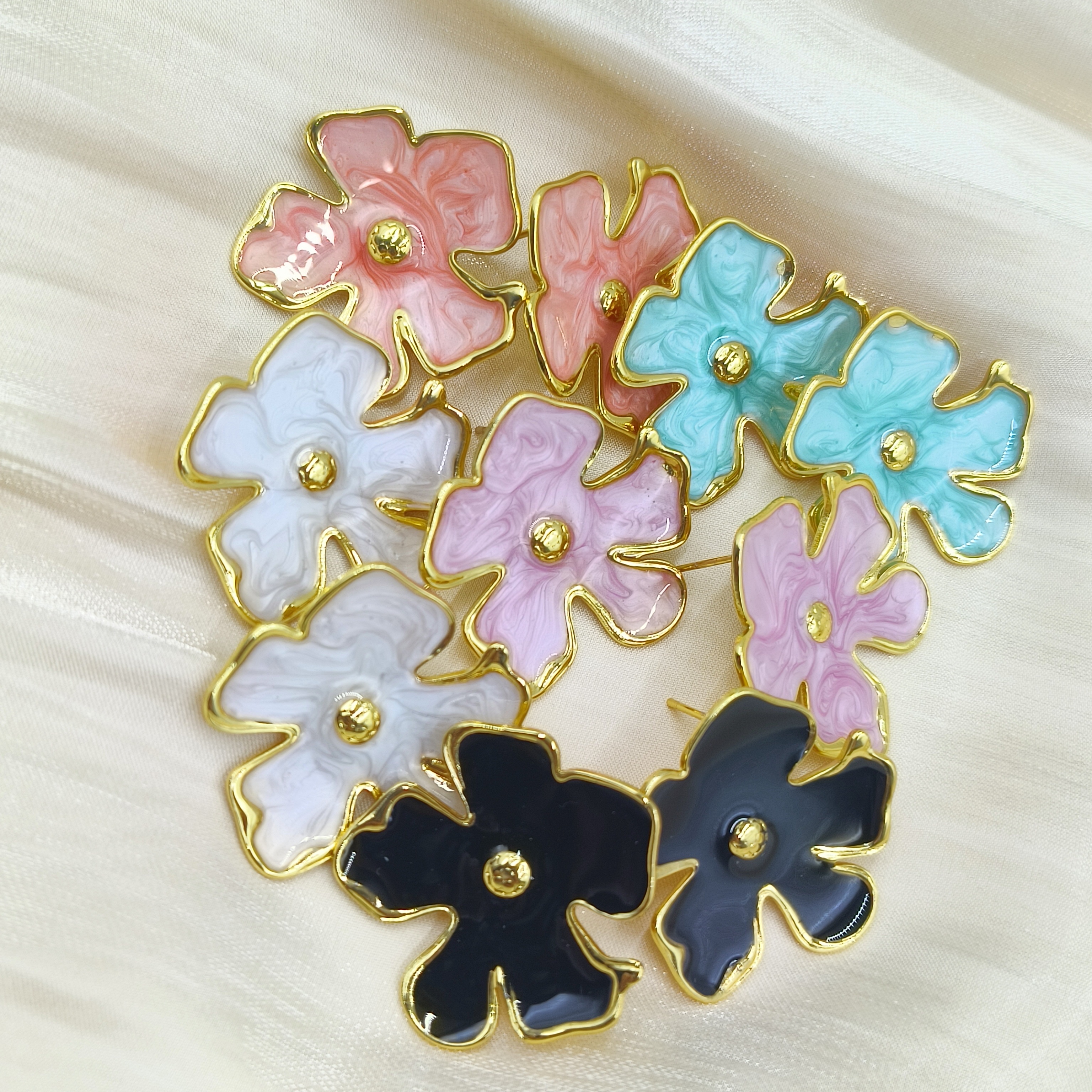 简约时尚耳环 高级感耳饰产品图