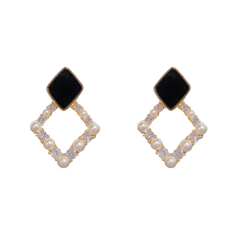 Stylish and fashionable design sense, diamond-encrusted pearl diamond-shaped earrings for women, simple and versatile earrings and accessories Specification image