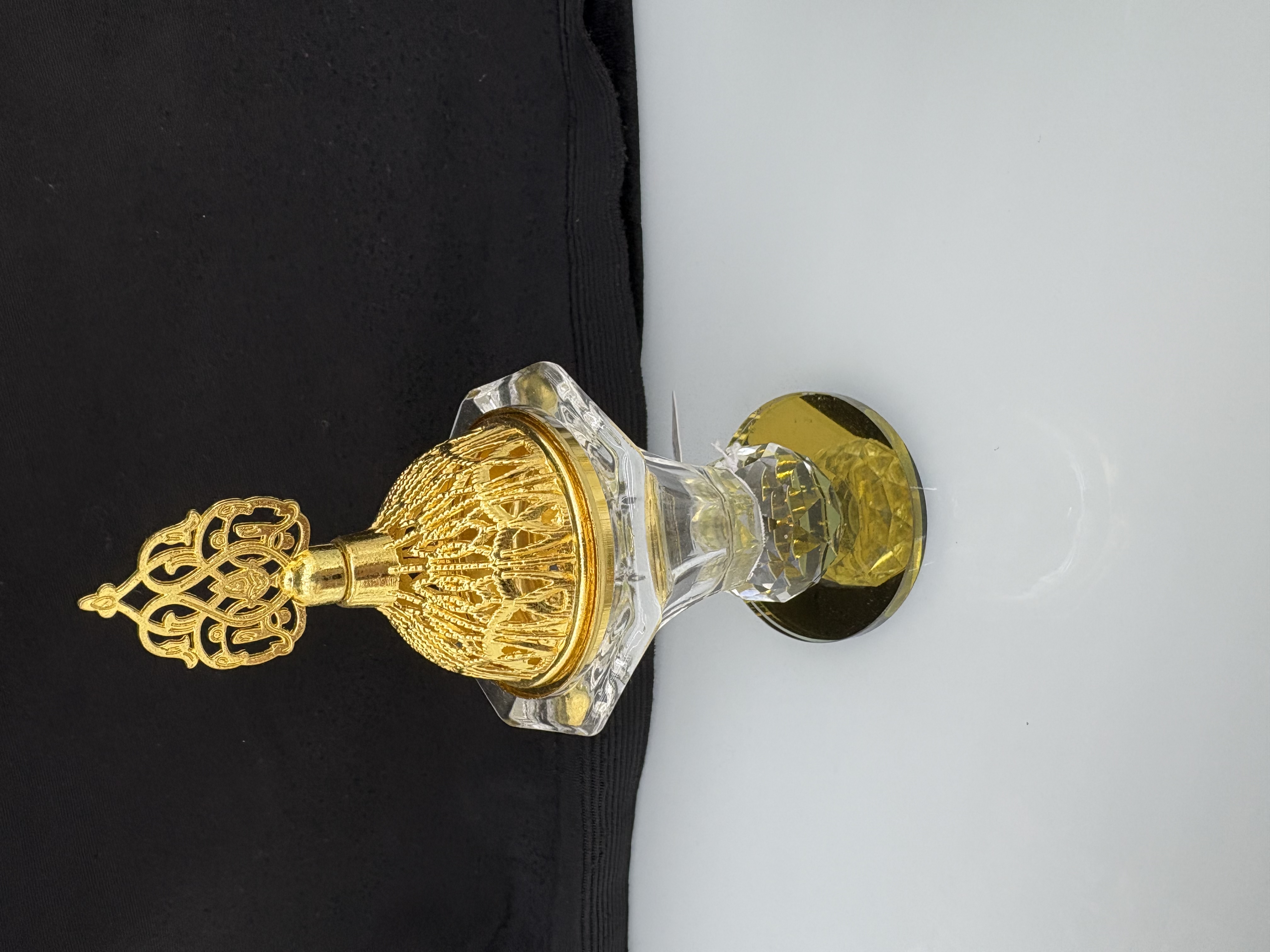 Middle Eastern crystal incense burner and wax table ornaments Specification image
