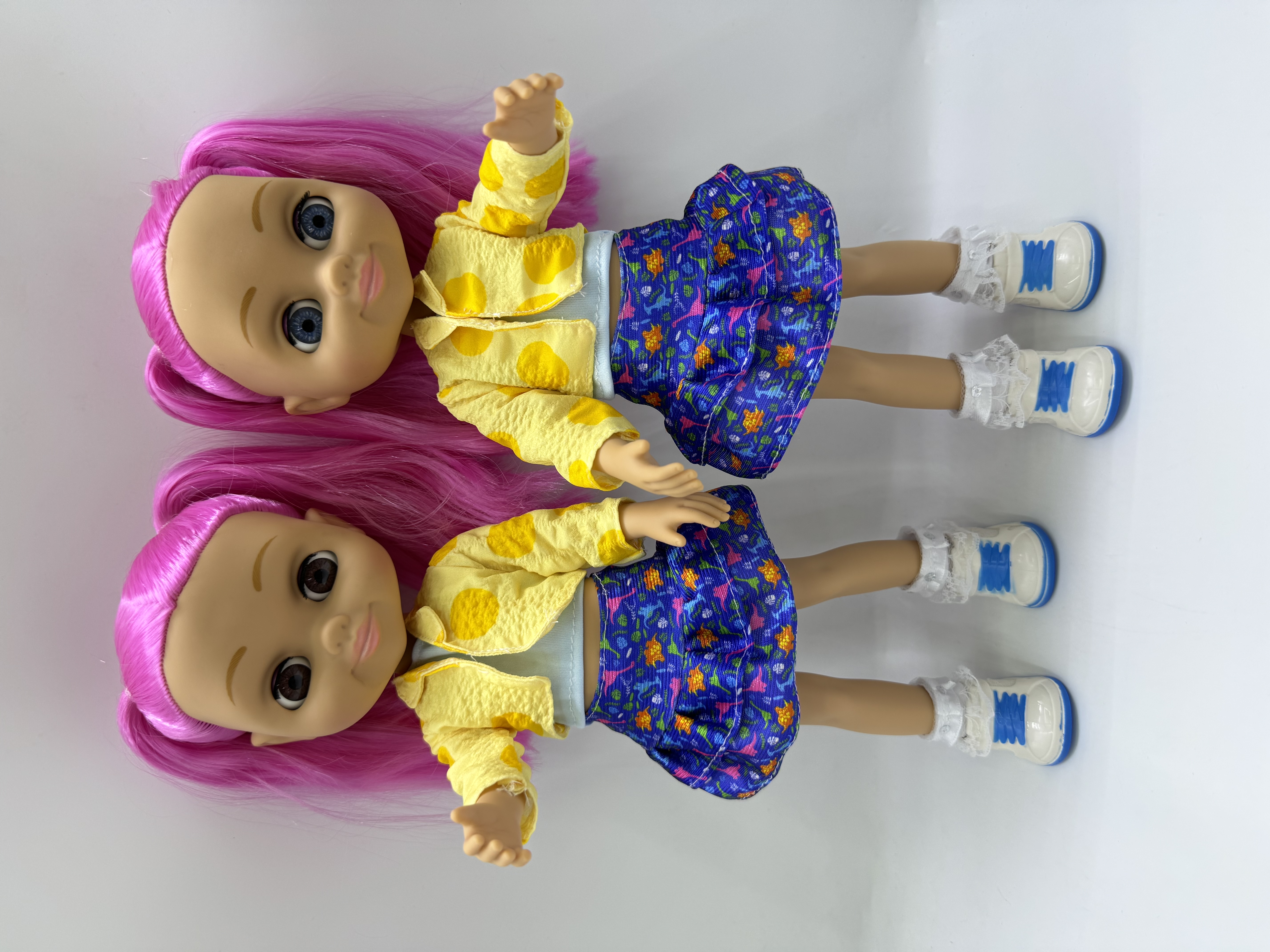 拉布布品牌潮玩芭比娃娃 奥特曼主题款 玩具礼物 拉布布娃娃系列 童年的记忆潮玩芭比娃娃白底实物图