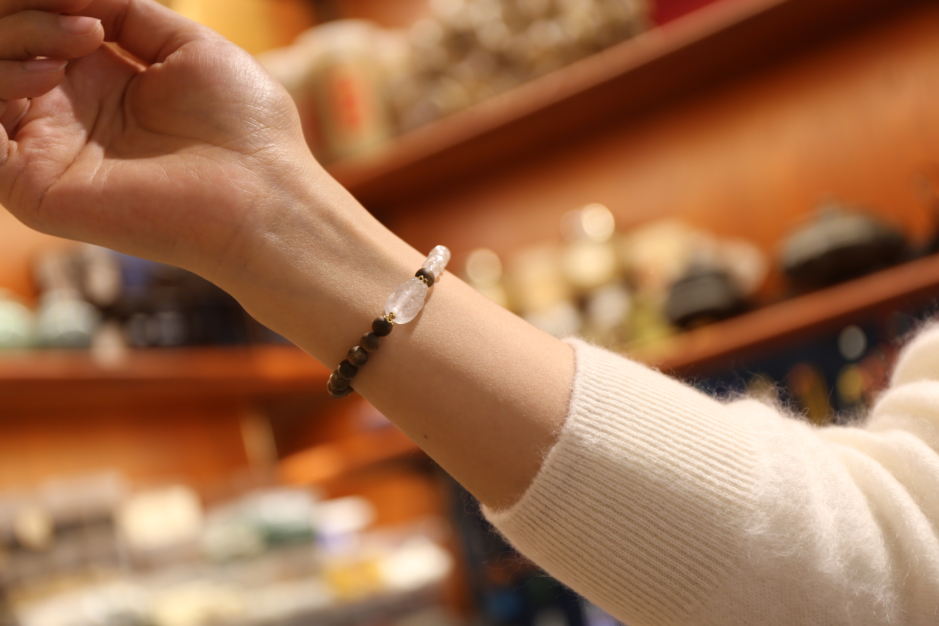 National Trend - Agarwood Bracelet pic 5