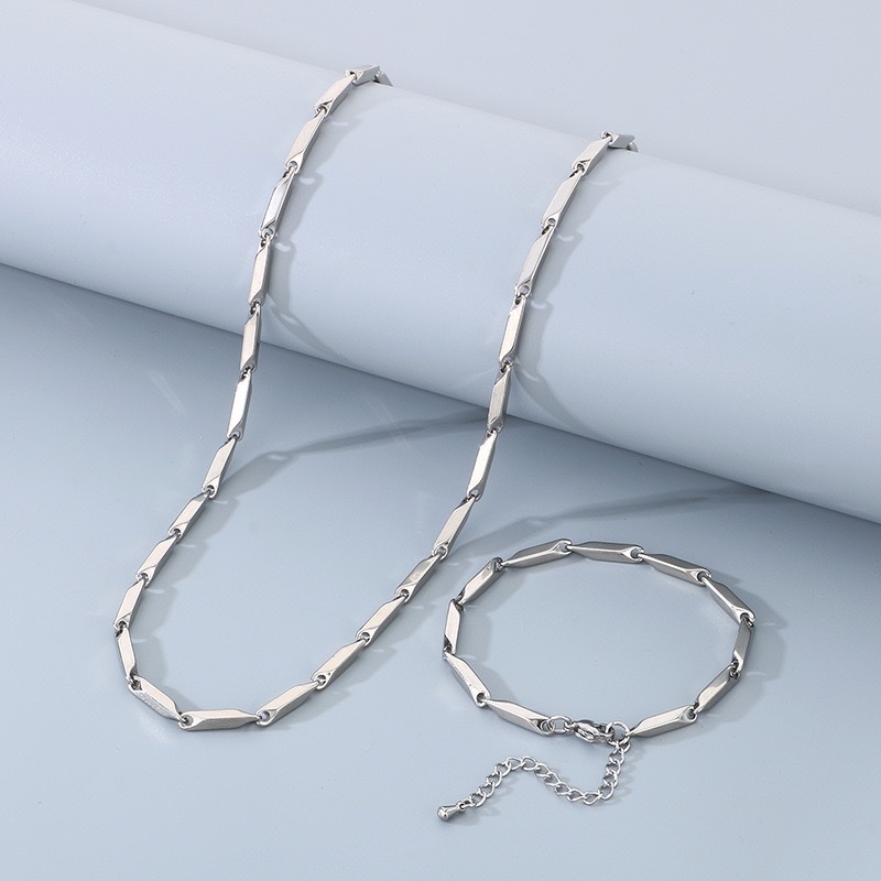 Hip-hop personality diamond-shaped bamboo link chain necklace, simple and elegant, stainless steel dazzling quenched bracelet men's set detail image 6