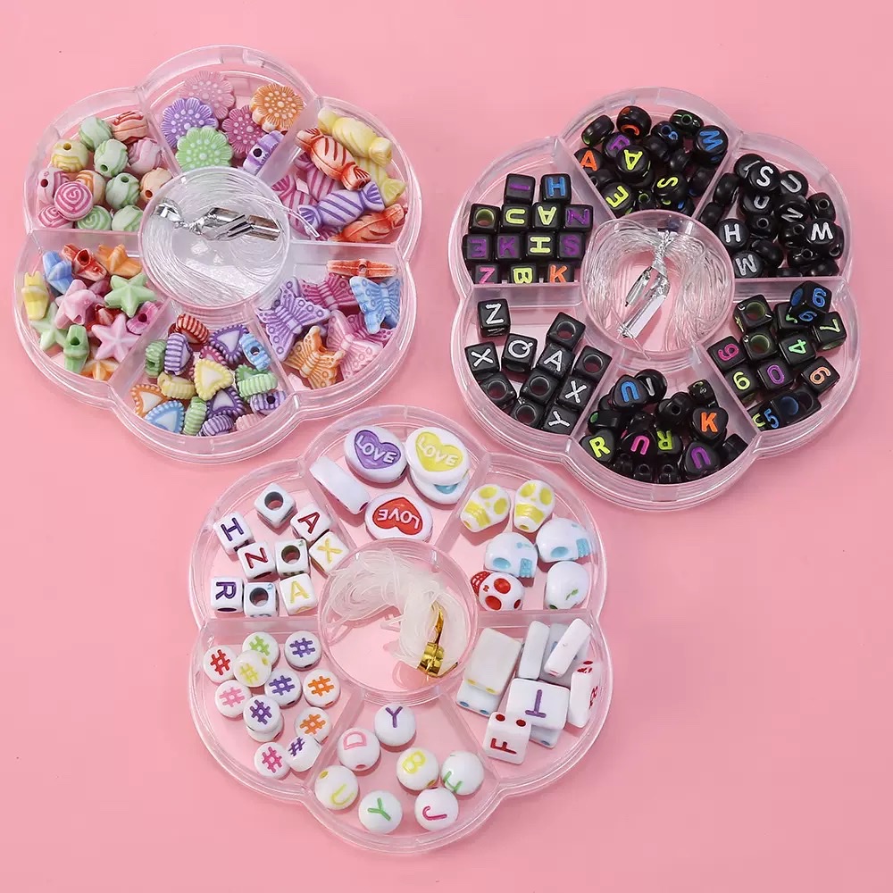 创意玩具 串珠窜珠饰品配件盒 DIY手工艺材料盒子儿童益智玩具串珠