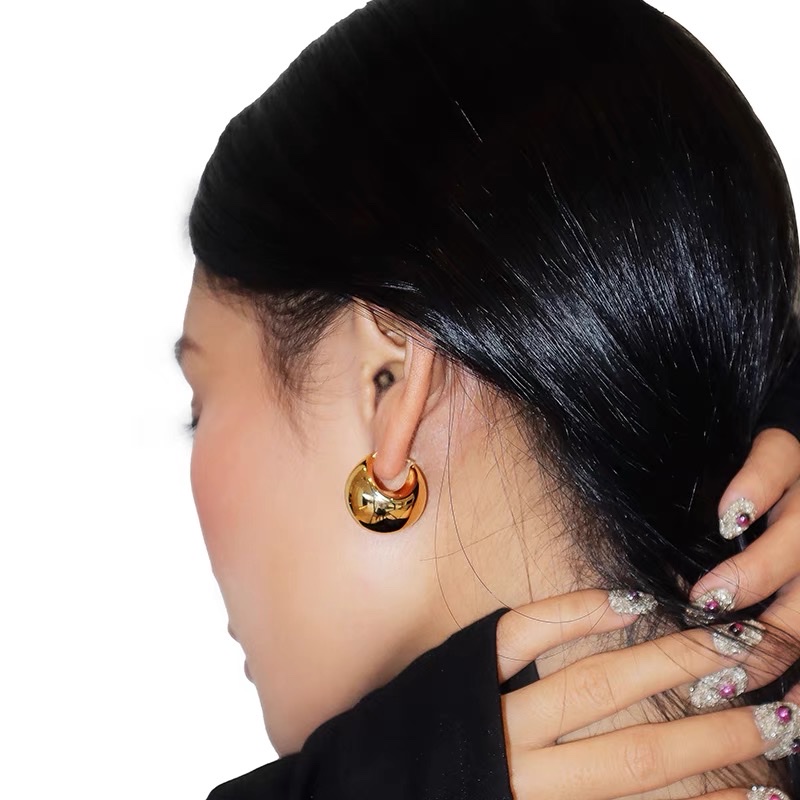 气质女士长款耳环 高级感耳饰 长款耳钉 精致饰品 女士首饰 独特设计欧美时尚大方金属耳环耳钉饰品细节图