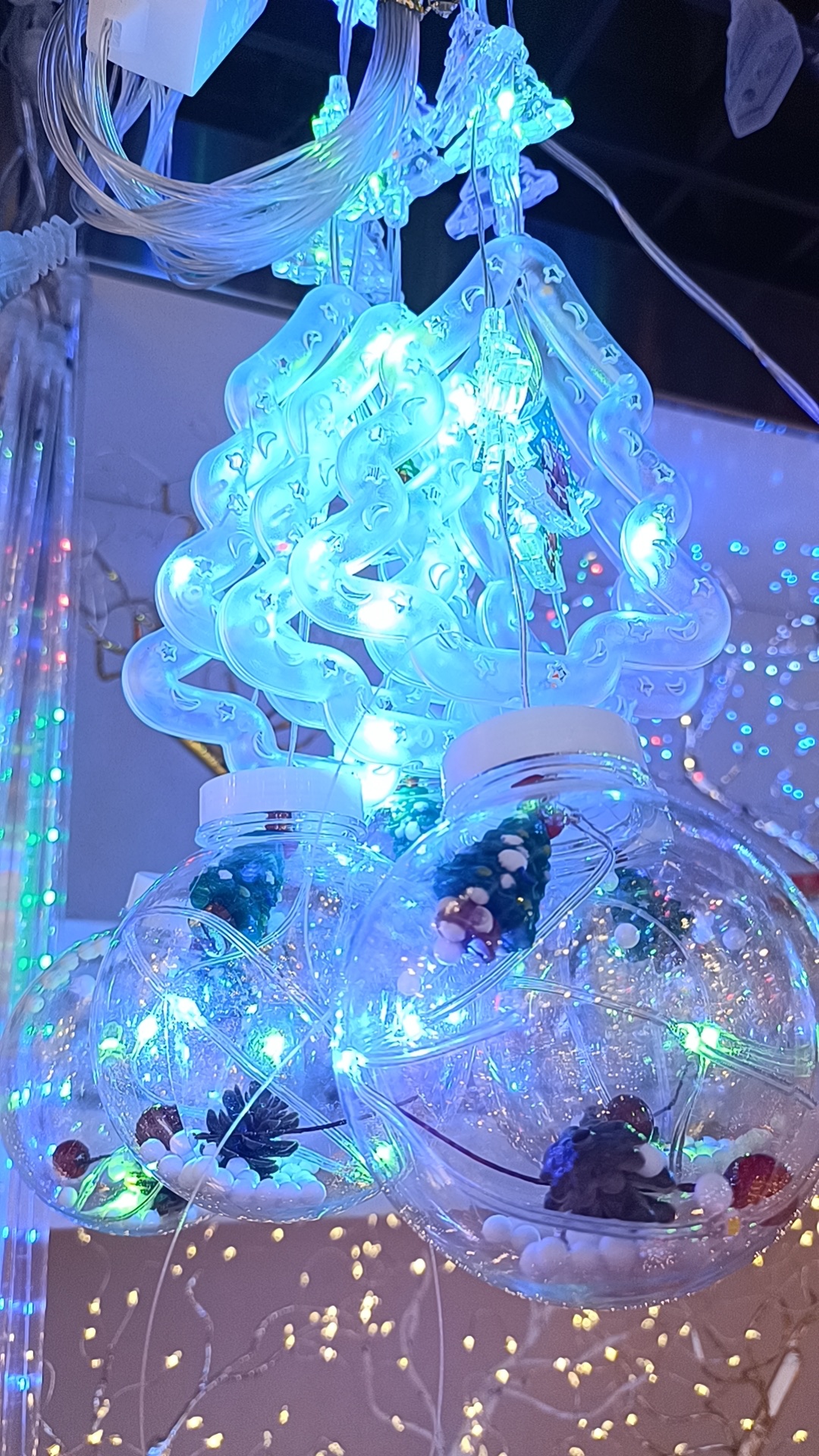 穆斯林风格灯具 扫地机一体化 家用汽车用品 圣诞节特色灯饰 美观实用环保节能 窗帘灯装饰品详情图5