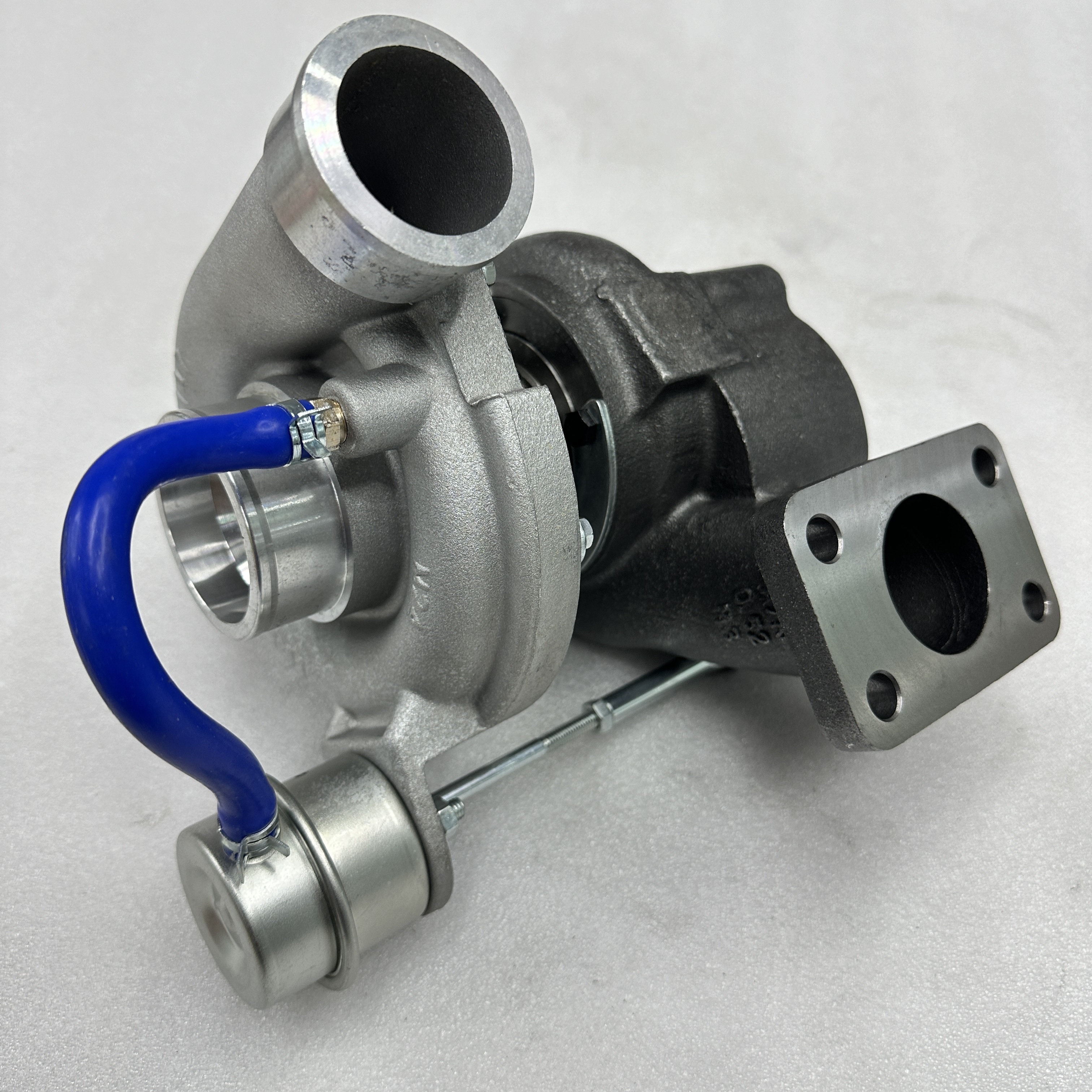 Engineering vehicle parts are suitable for JCB JCB 425 excavator turbocharger 02/203160 Application Scenario