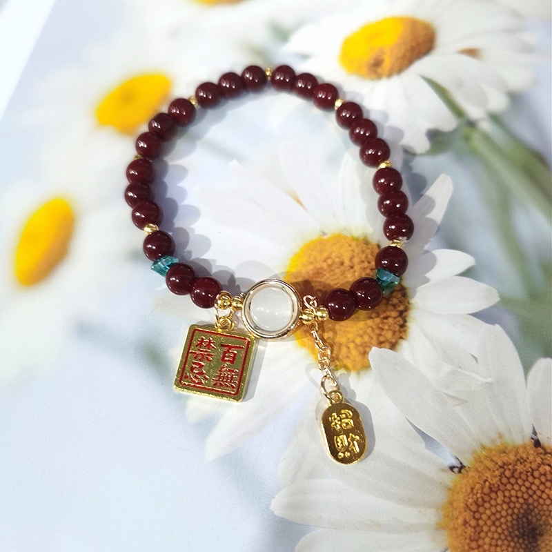 水晶手链女款时尚饰品 精致水晶手串 闪耀光芒 高档手腕装饰品 精美礼品