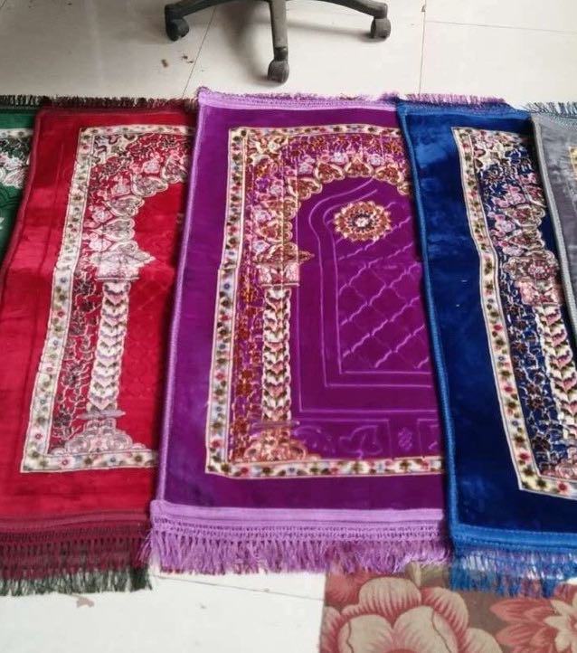 厂家直销客厅专用地毯 舒适柔软垫子 安全无味地毯居家必备地毯