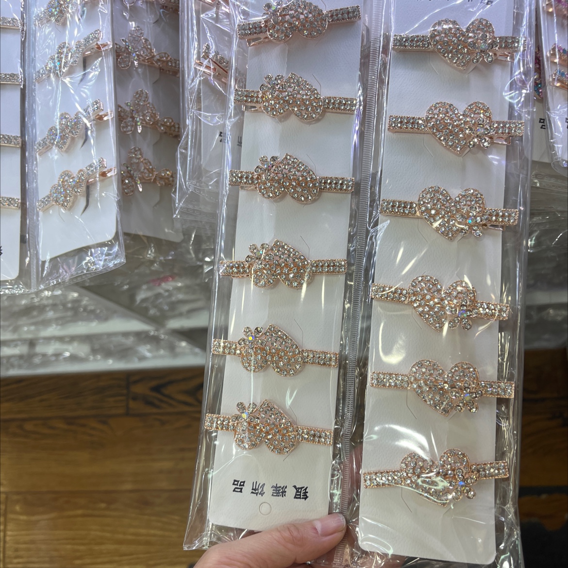 发梳头饰实物图