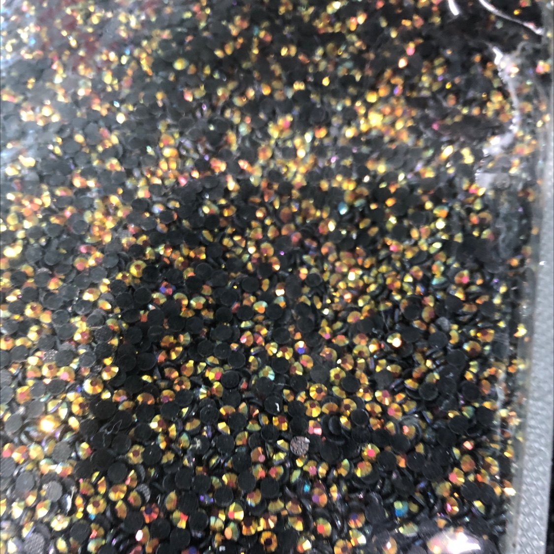 厂家直销烫钻树脂A B色钻颜色 多种服装配饰钻
