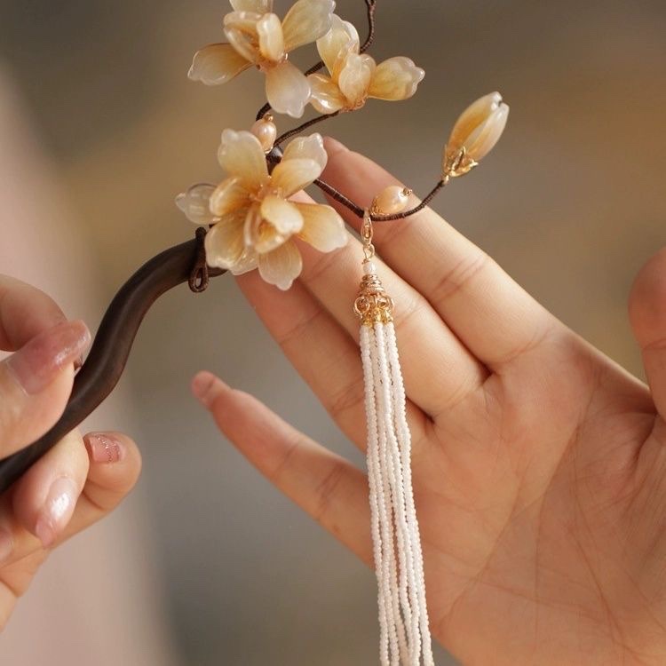 高级感盘发玉兰花流苏步摇 发簪古风丸子头头饰 中式古典旗袍发簪发簪国风发簪