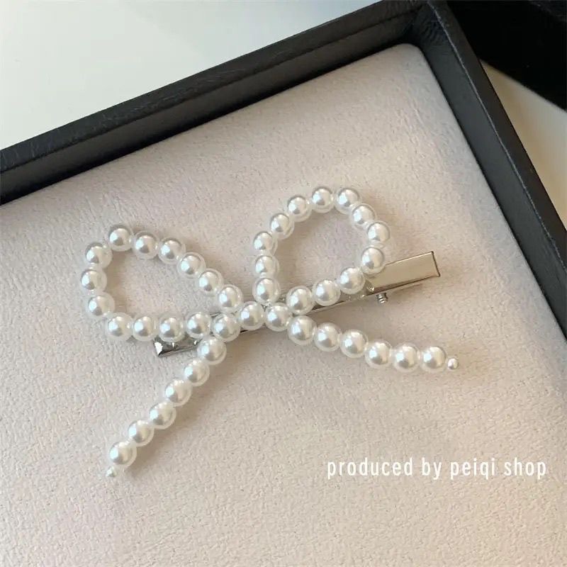 Japanese and Korean high-end pearl bow beaded hair clip headwear, simple and elegant bangs side clipped hair accessory details Picture