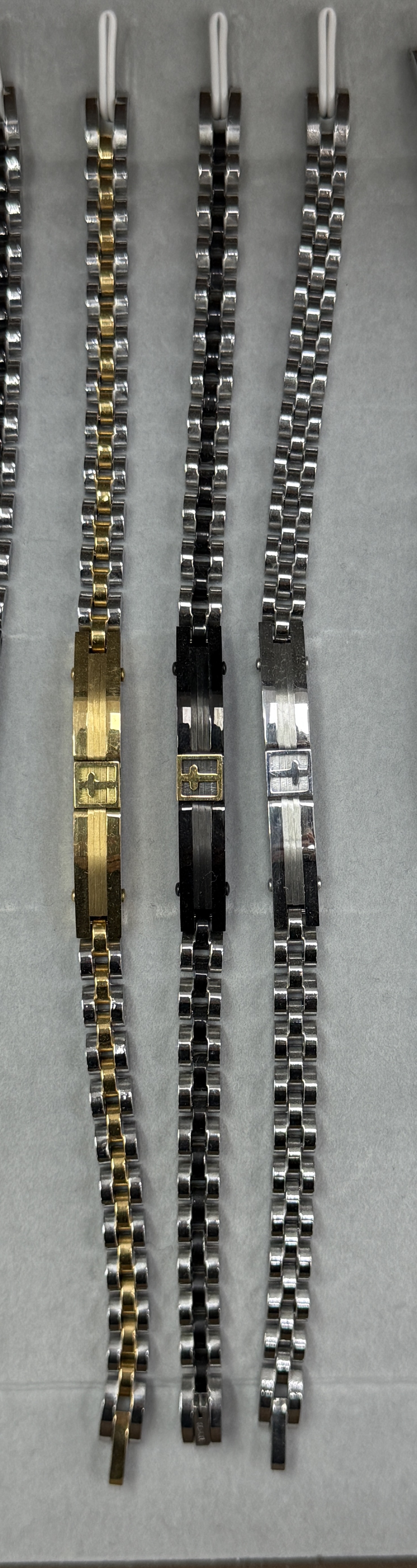 Cross-border best-selling genuine gold electroplated stainless steel adjustable bracelet, non-fading curved brand bracelet, Striving life accessory -011