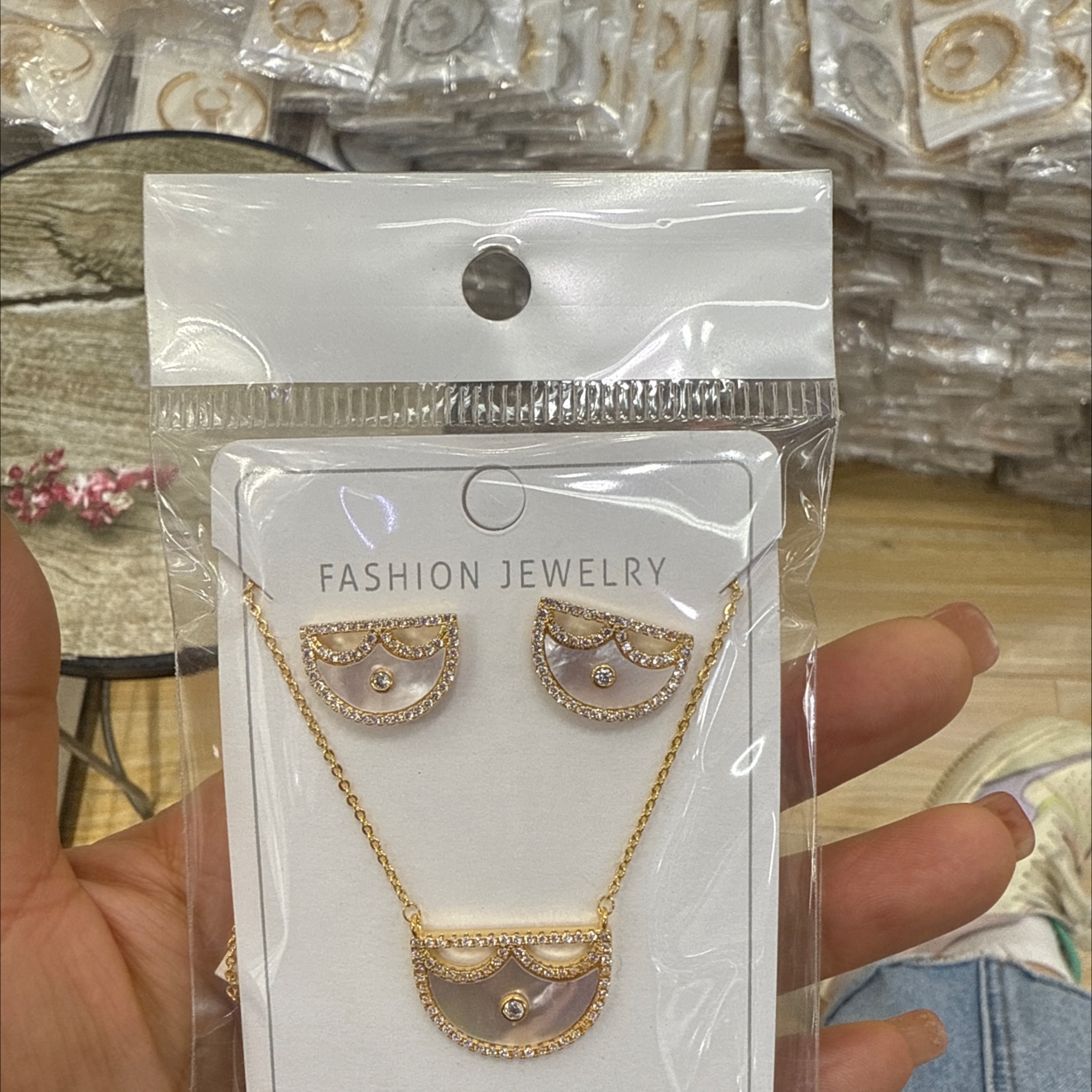 结婚耳环加项链