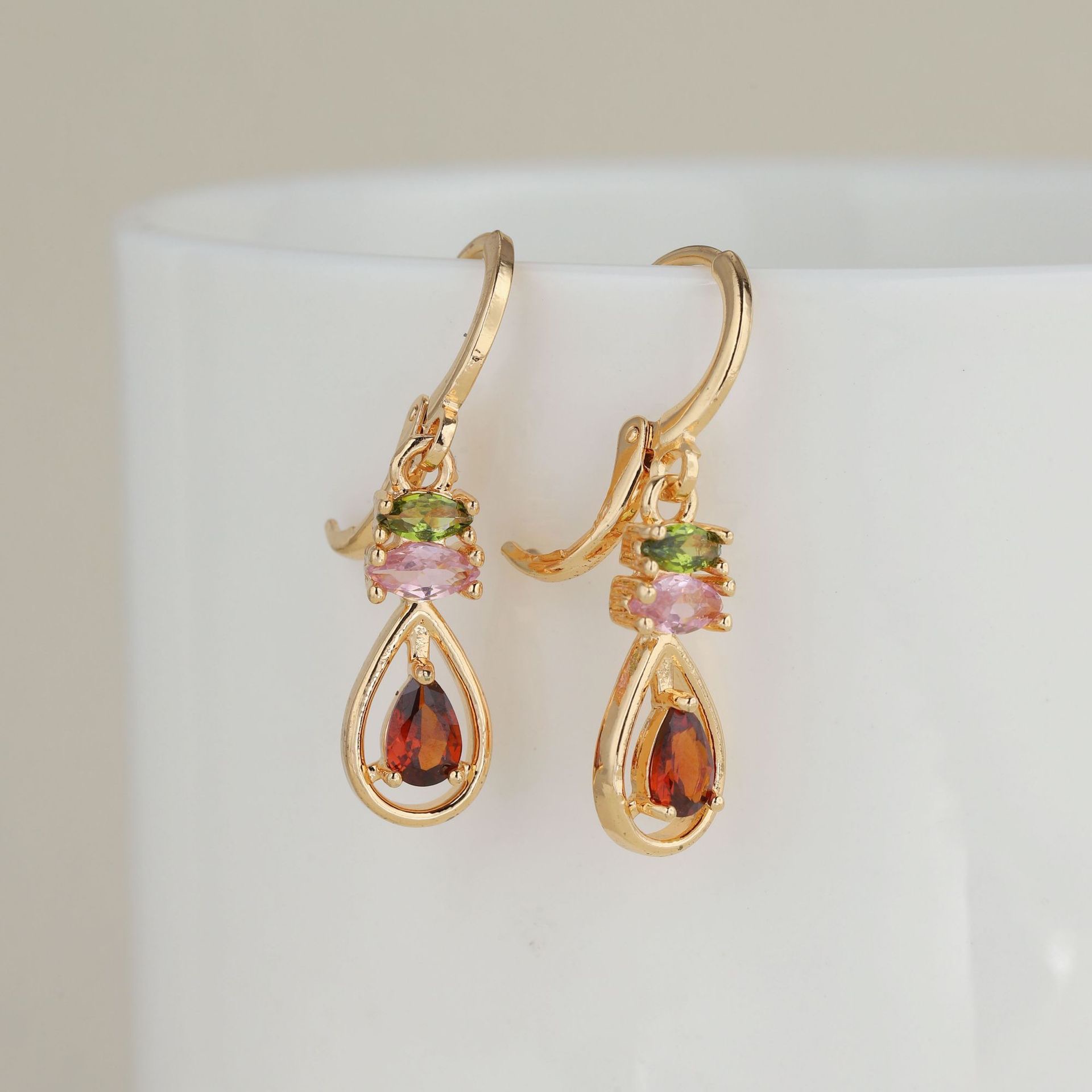 跨境新品镂空水滴锆石耳环墨西哥时尚水滴彩钻椭圆形宝石耳环耳坠饰品耳饰耳环高级感时尚首饰细节图