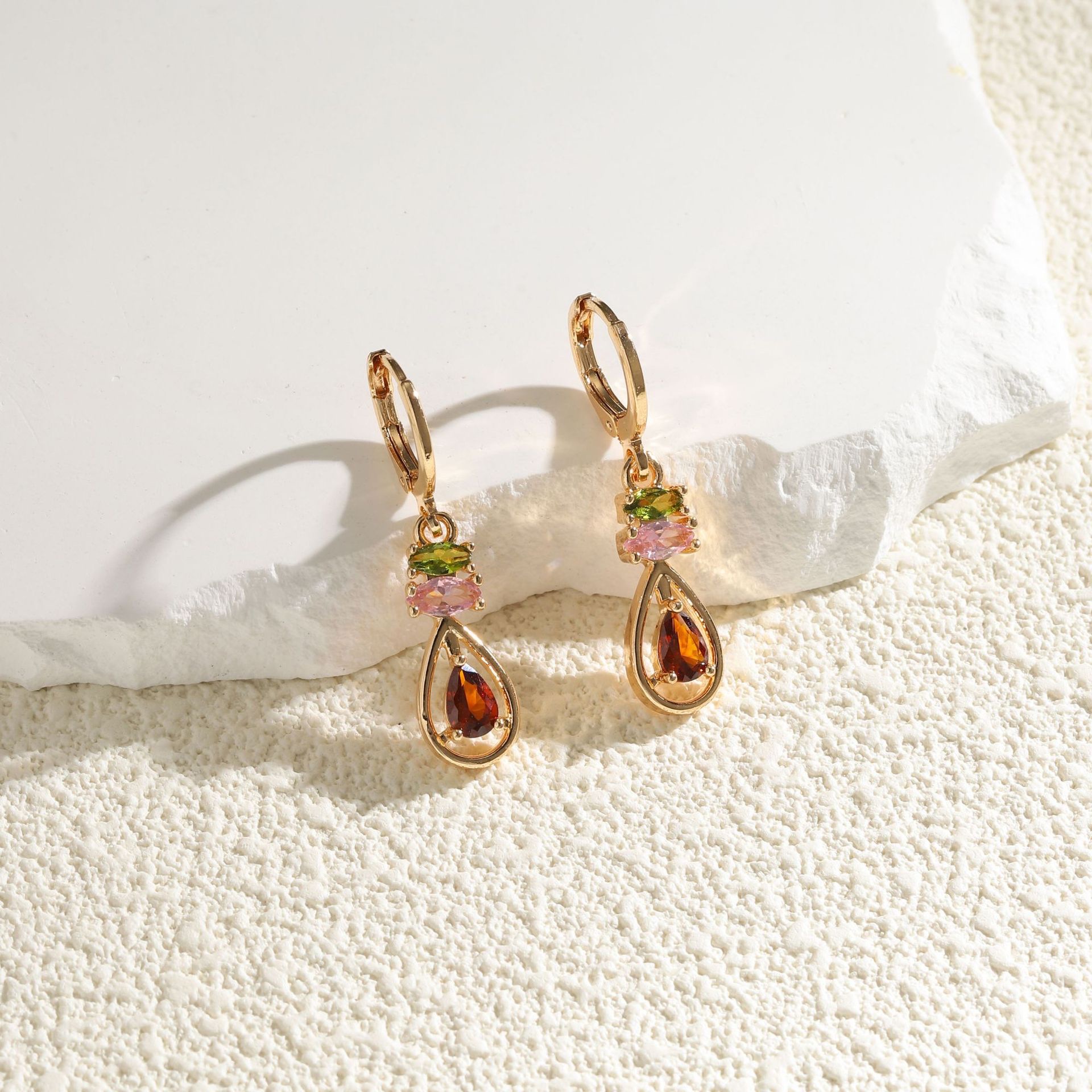 跨境新品镂空水滴锆石耳环墨西哥时尚水滴彩钻椭圆形宝石耳环耳坠饰品耳饰耳环高级感时尚首饰产品图