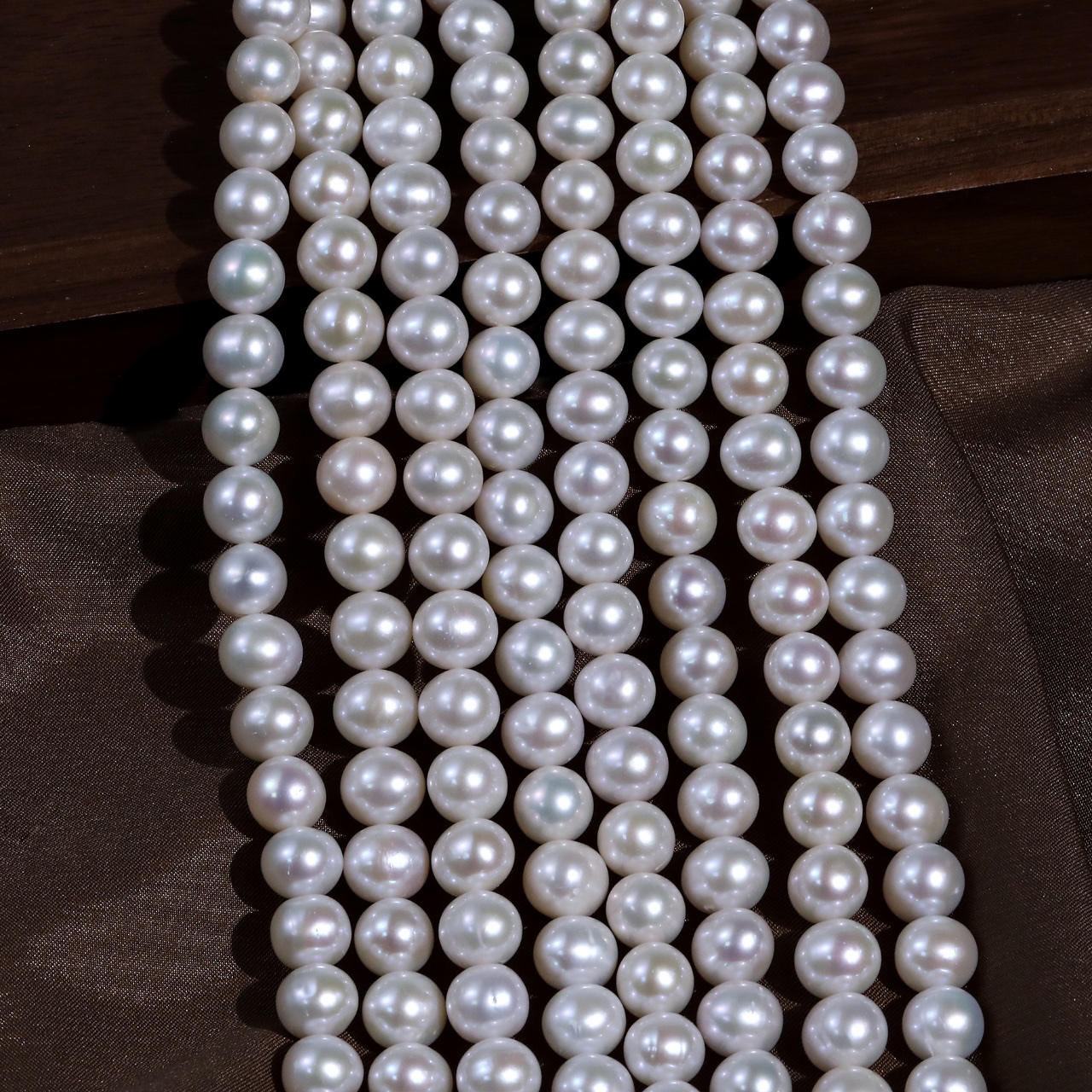 9-10天然淡水近圆强光珍珠项链表皮干净毛衣链材料半成品串珠批发细节图
