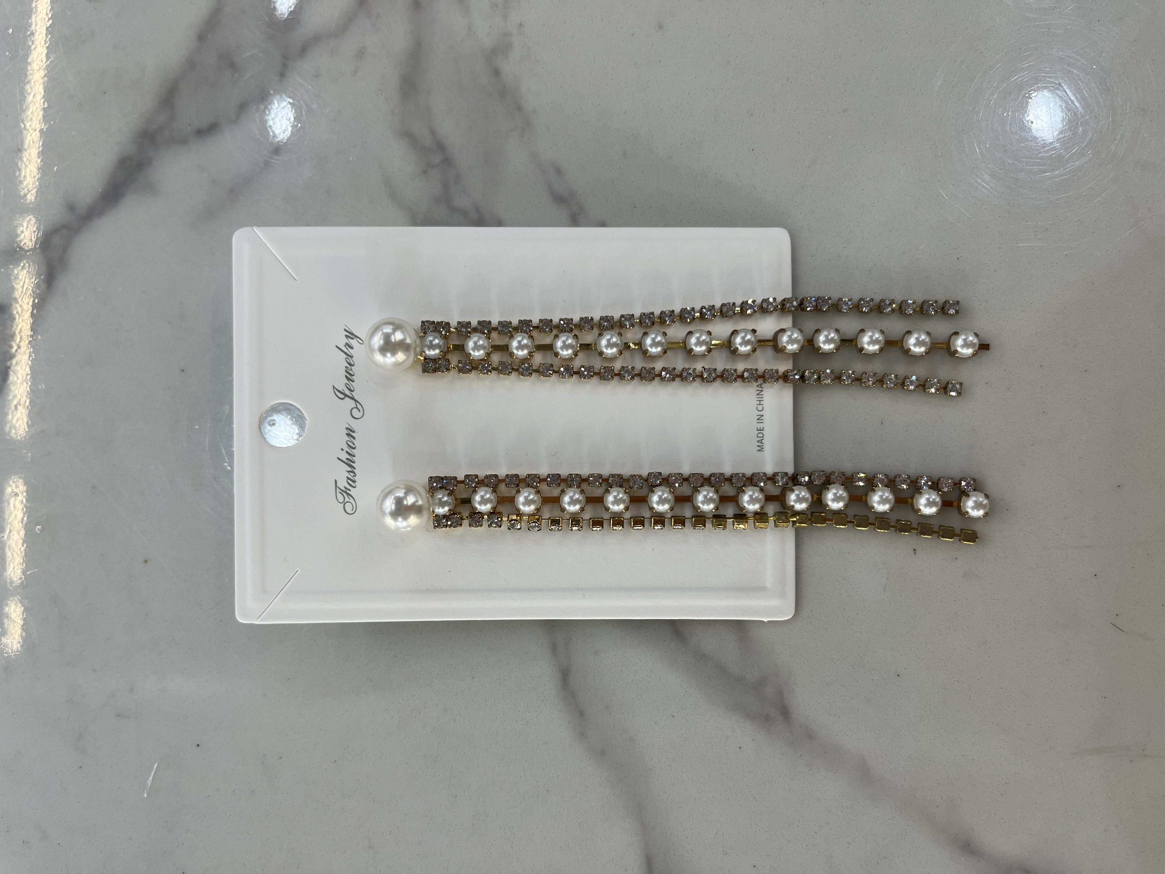 金色耳环 饰品精选 耳环款式多样 耳饰时尚潮流 珍珠流苏耳环