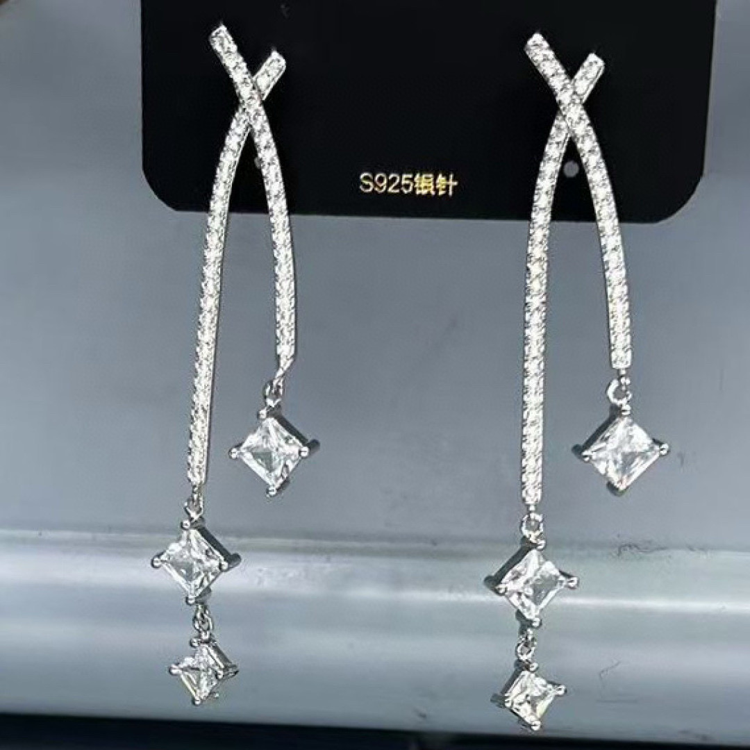 兰斯线条耳环，精致饰品 耳饰 时尚耳钉 个性耳饰 耐磨耐腐蚀耳钉