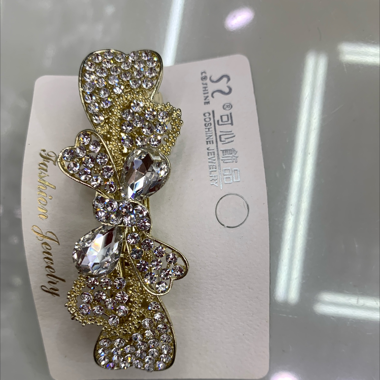 拉布布品牌儿童专用针织发卡 星星夹设计 轻巧可爱 不伤发质 安全无味 环保材料产品图