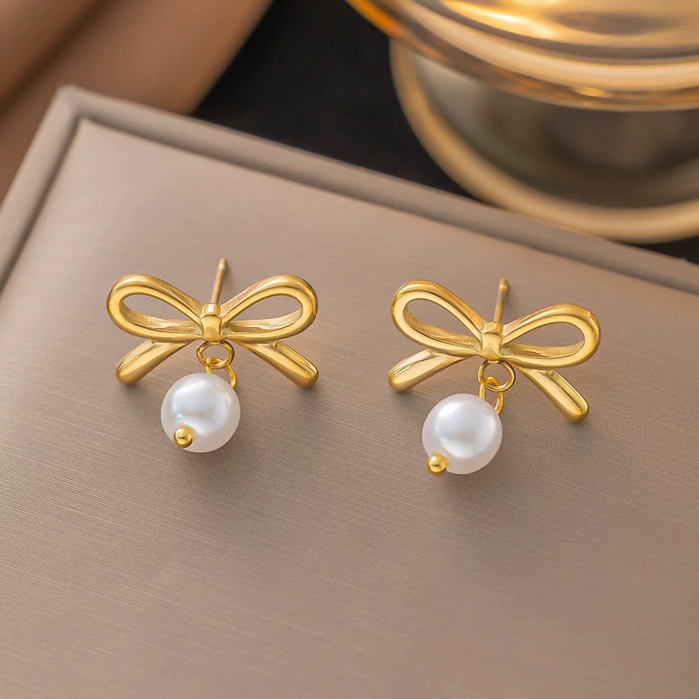 High-quality titanium steel ear studs, stainless steel pearl ear studs, accessories, earrings, simple and fashionable earrings, anti-allergy ear studs, personalized and trendy earrings detail image 2