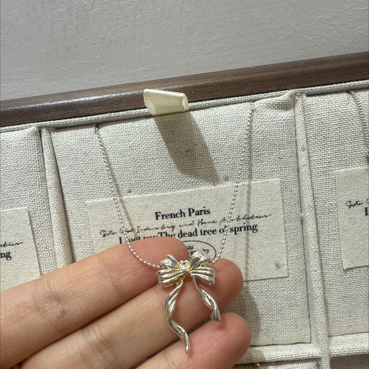 The S925 bow necklace is made of pure silver throughout. It is a Korean-style jewelry with a fresh and simple design. It is a DIY style and a niche Japanese and Korean item detail image 1