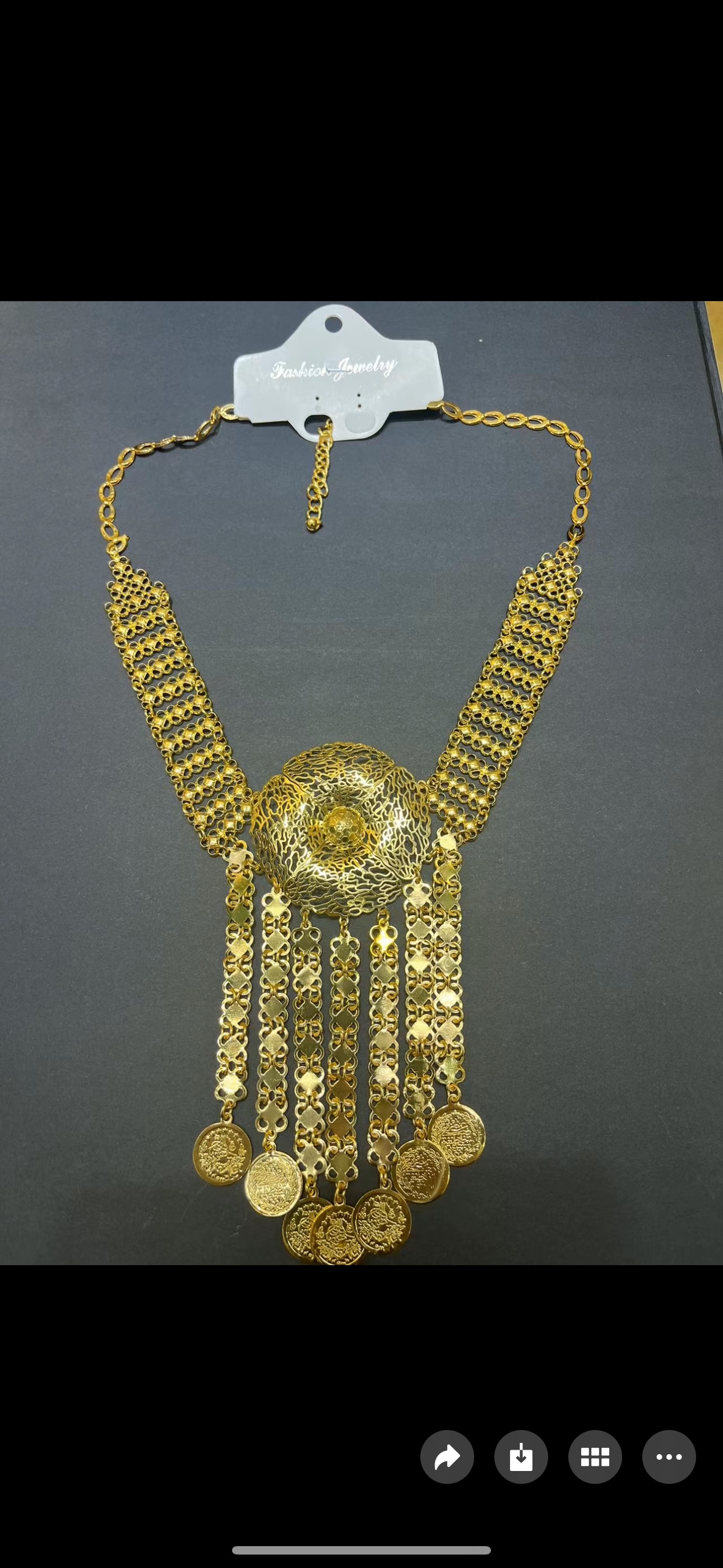 中东国家阿拉伯波斯美女佩带的项链包装盒绒布