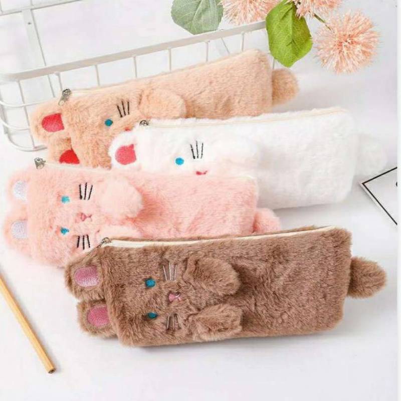  毛 绒小学生笔袋文具盒