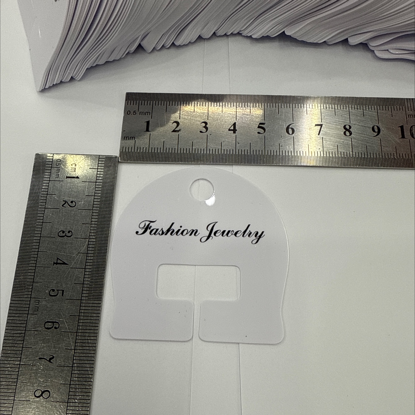 头饰卡片、发夹卡片、爪夹卡片、创意耳饰卡纸细节图