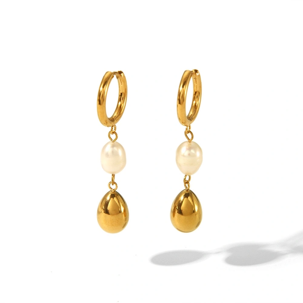 INS New light luxury niche titanium steel best-selling earrings for women, 18K gold-plated high-end stainless steel earrings from Europe and America, cross-border detail image 5