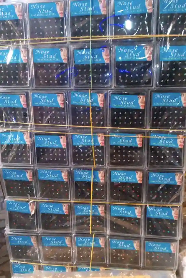 不锈钢鼻钉 厂家直销 多色可选 可定制