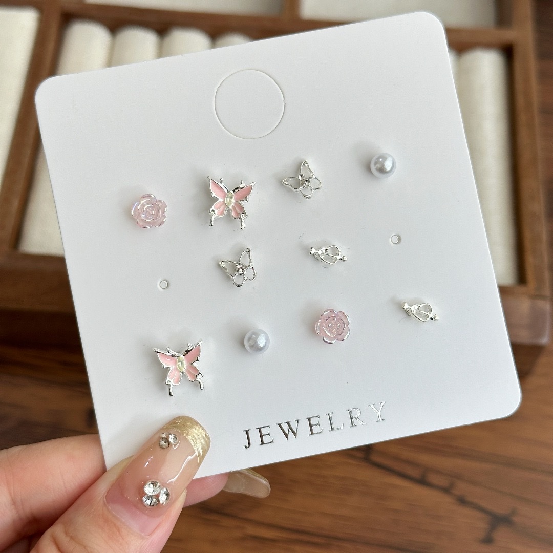甜美可爱银针小巧精致耳钉小众设计新款套装ins清新蝴蝶耳饰耳钉耳环饰品首饰批发市场价格波动甚至很小一部分就应该要做些哪些