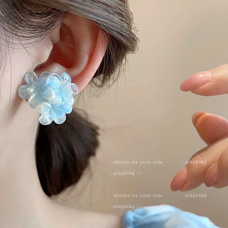 奶油蓝色晕染花朵925银耳钉韩国ins甜美少女蚊香盘耳夹耳饰白底实物图