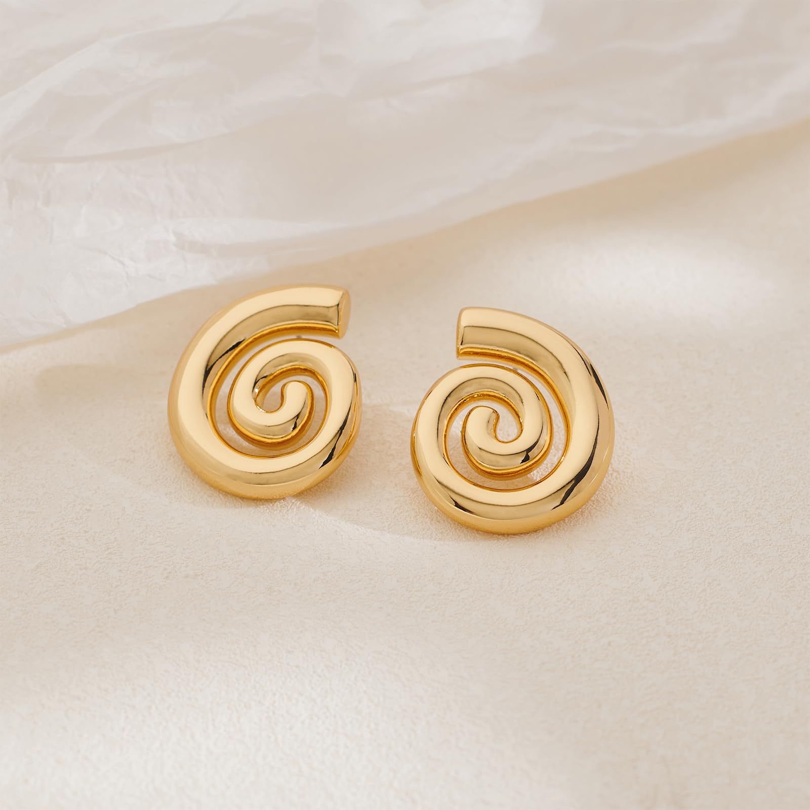 黄铜真金电镀 欧美跨境 宣言耳环女式螺旋粗复古耳钉耳坠 时尚贝壳款式高级感爆款耳环批发饰品精选百搭沙滩海洋风耳饰产品图