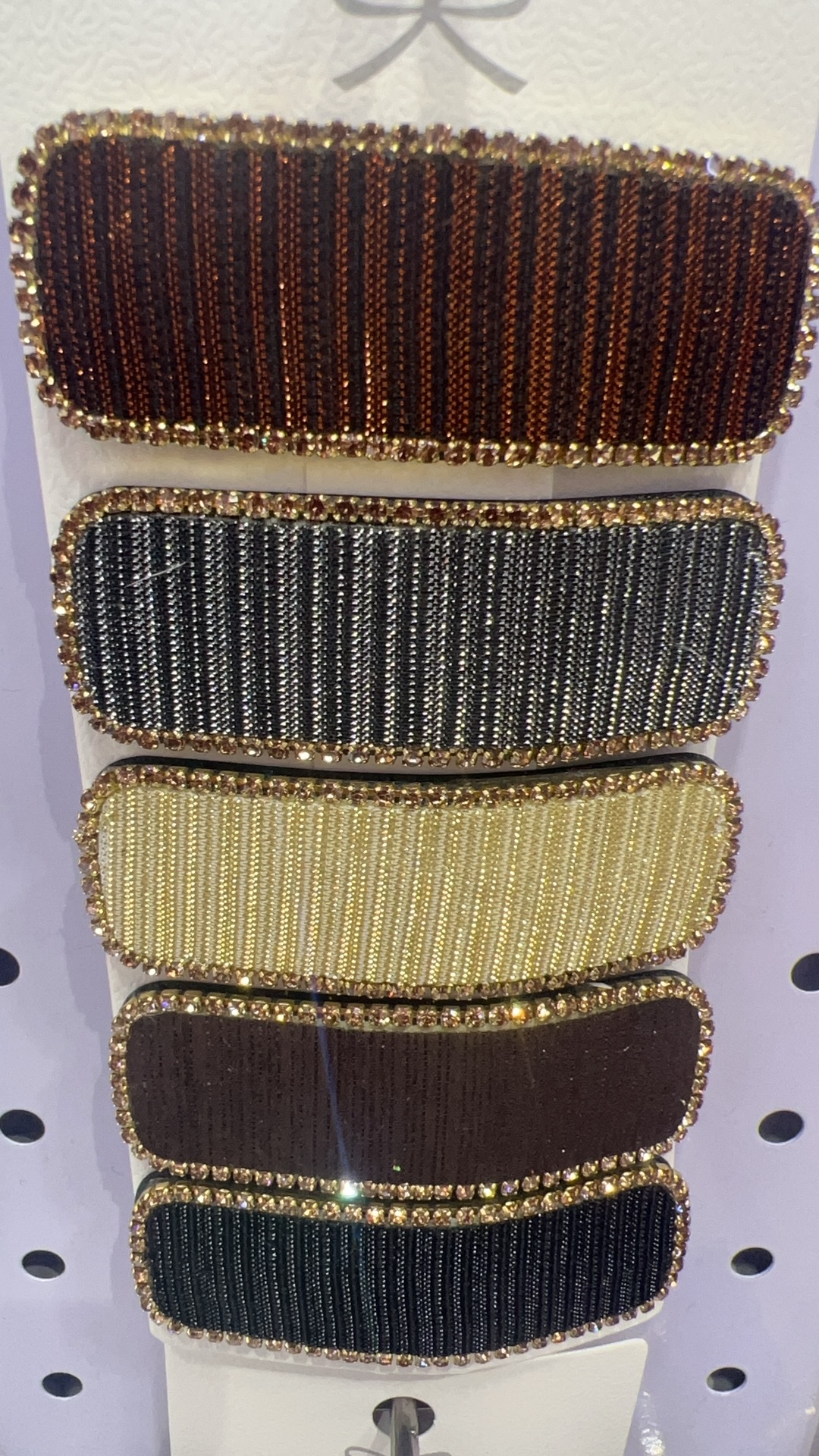 Bow-designed hair clips and grippers wholesale fashionable women's hair accessories and hair care decorations available in various sizes details Picture