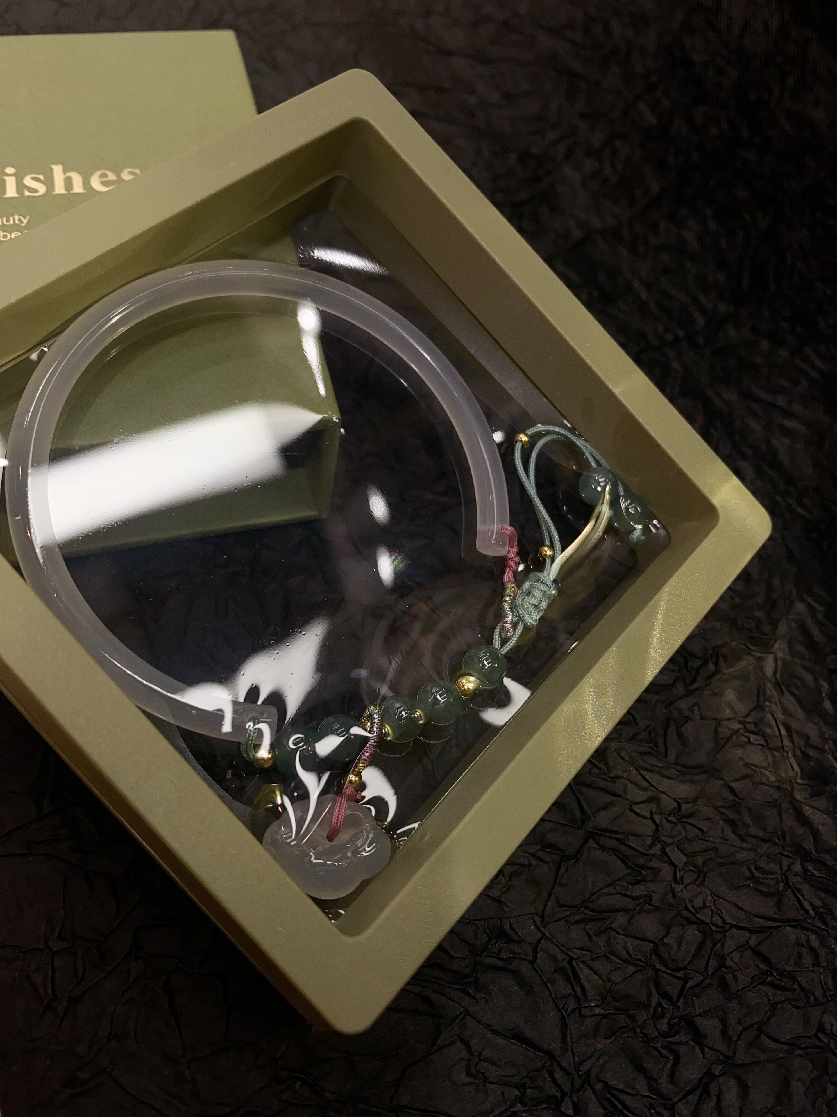 天然玉髓半镯        蓝水翡翠 绳结玉髓锁 水晶手串 半打起批详情图3