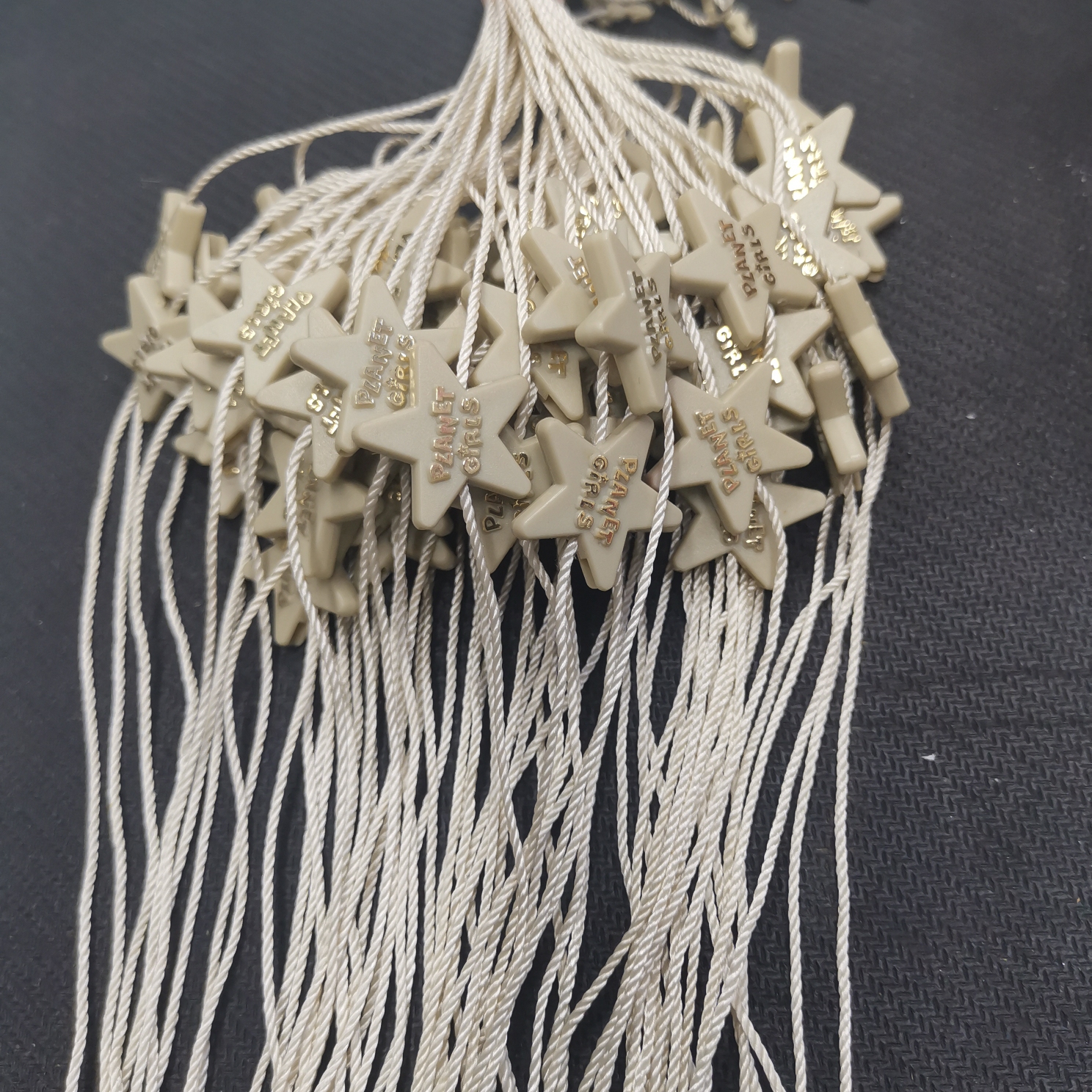 Custom-made universal hanging rope, clothing rope, star hanging grain, clothing label, plastic