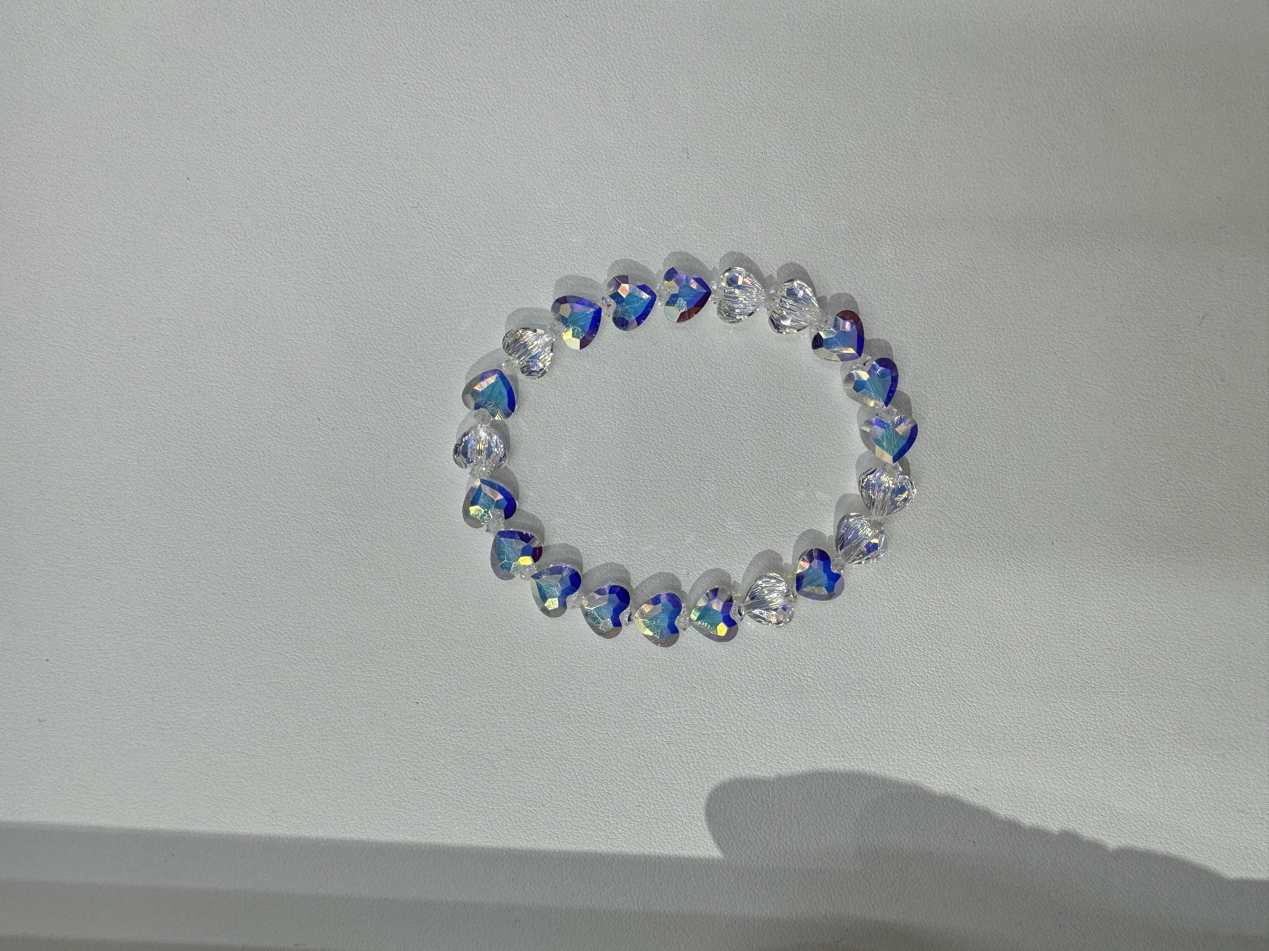 新品粉爱心施华洛水晶手链多色可选现货供应，时尚百搭，韩版简约产品图