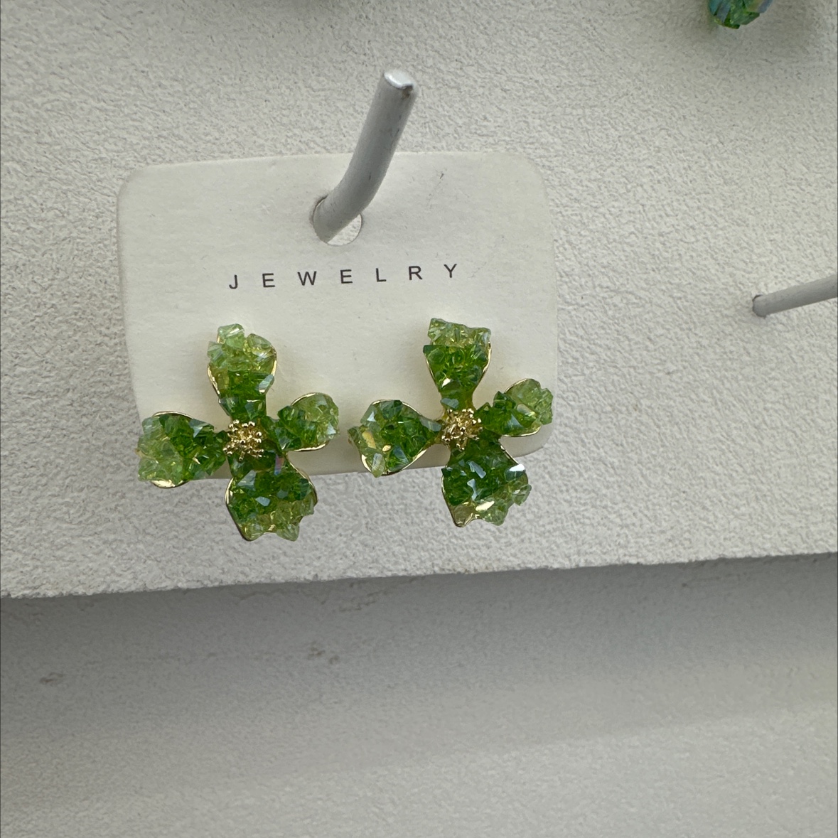 2025春夏水晶青草绿锌合金防过敏电镀18k真金耳钉
