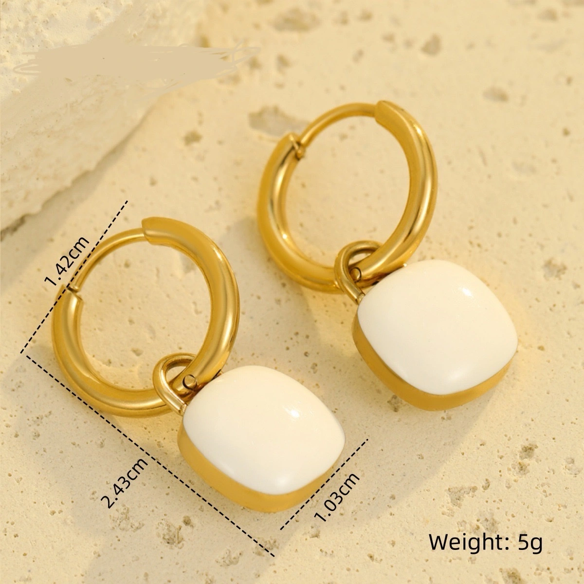 European and American cross-border square oil-dripping pendants, stainless steel earrings, new autumn and winter products, high-end titanium steel ear studs and earrings wholesale detail image 4