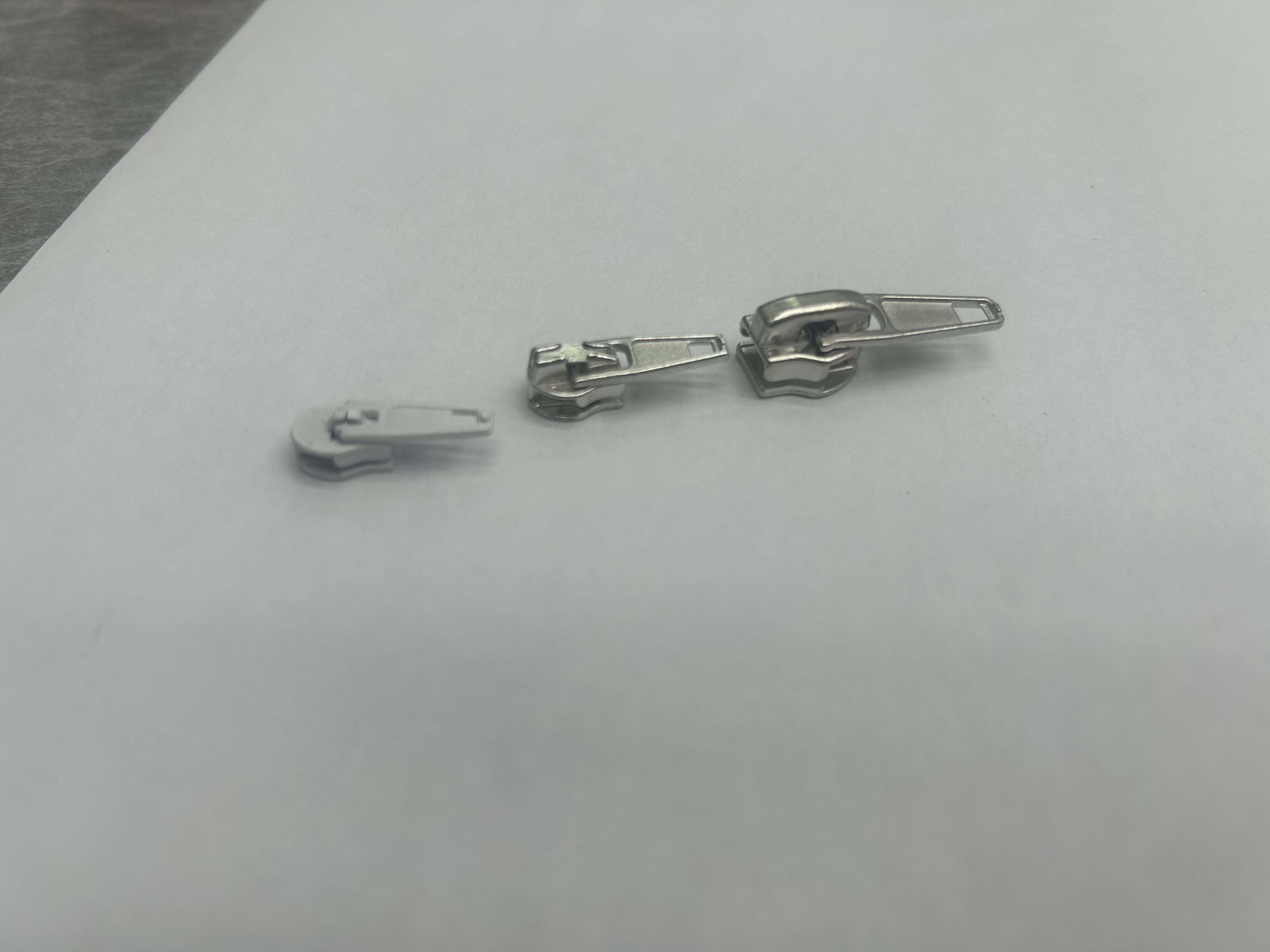 锌合金拉链头自动头拉链头