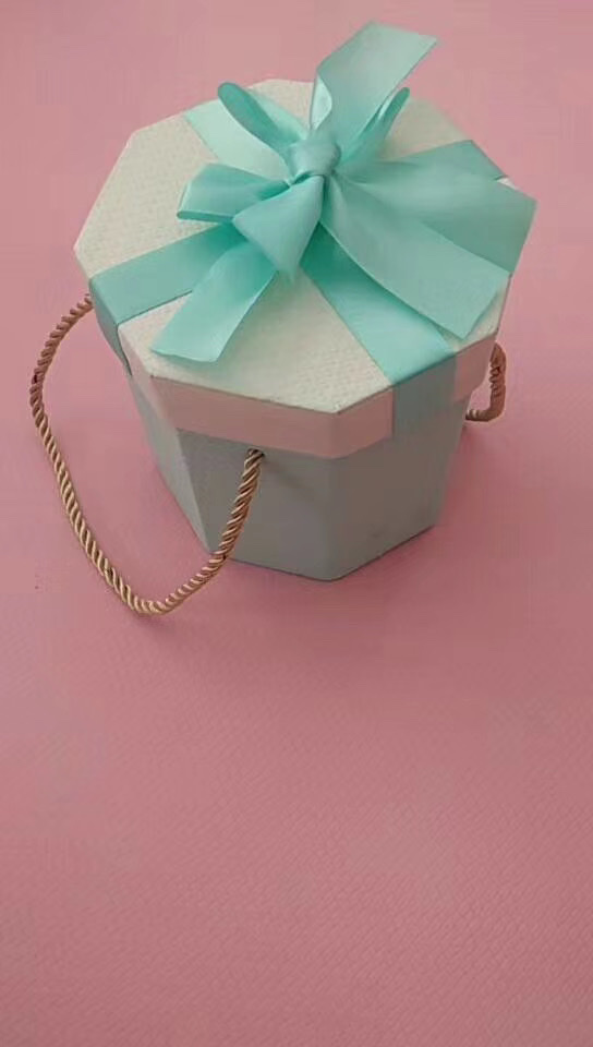 天地盖轻奢化妆品礼品盒 伴手礼专用包装盒子 精致盲盒盒设计 抽纸巾盒实用美观产品图