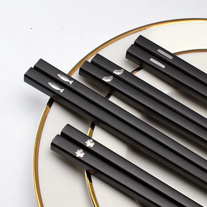 筷子家用批发中国风红檀木鸡翅木筷子商用实木原木防滑无漆筷子1