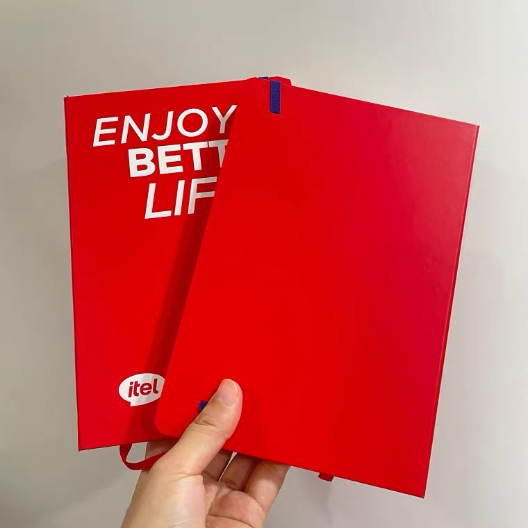 The red hard-faced A5 blank notebook series is a bestseller. It features a Japanese and Korean horizontal line saddle nail notebook with cartoon patterns and customizable logos pic 3