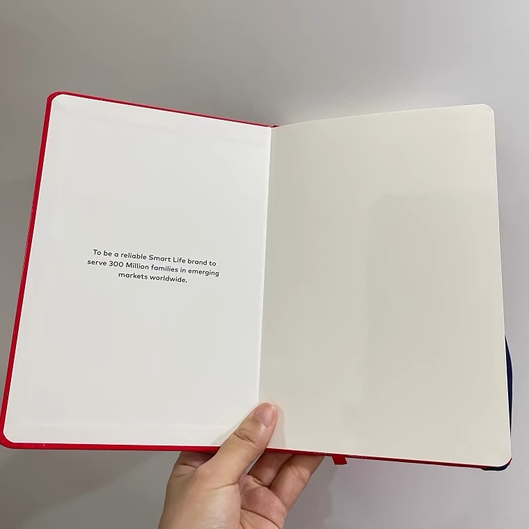The red hard-faced A5 blank notebook series is a bestseller. It features a Japanese and Korean horizontal line saddle nail notebook with cartoon patterns and customizable logos pic 6