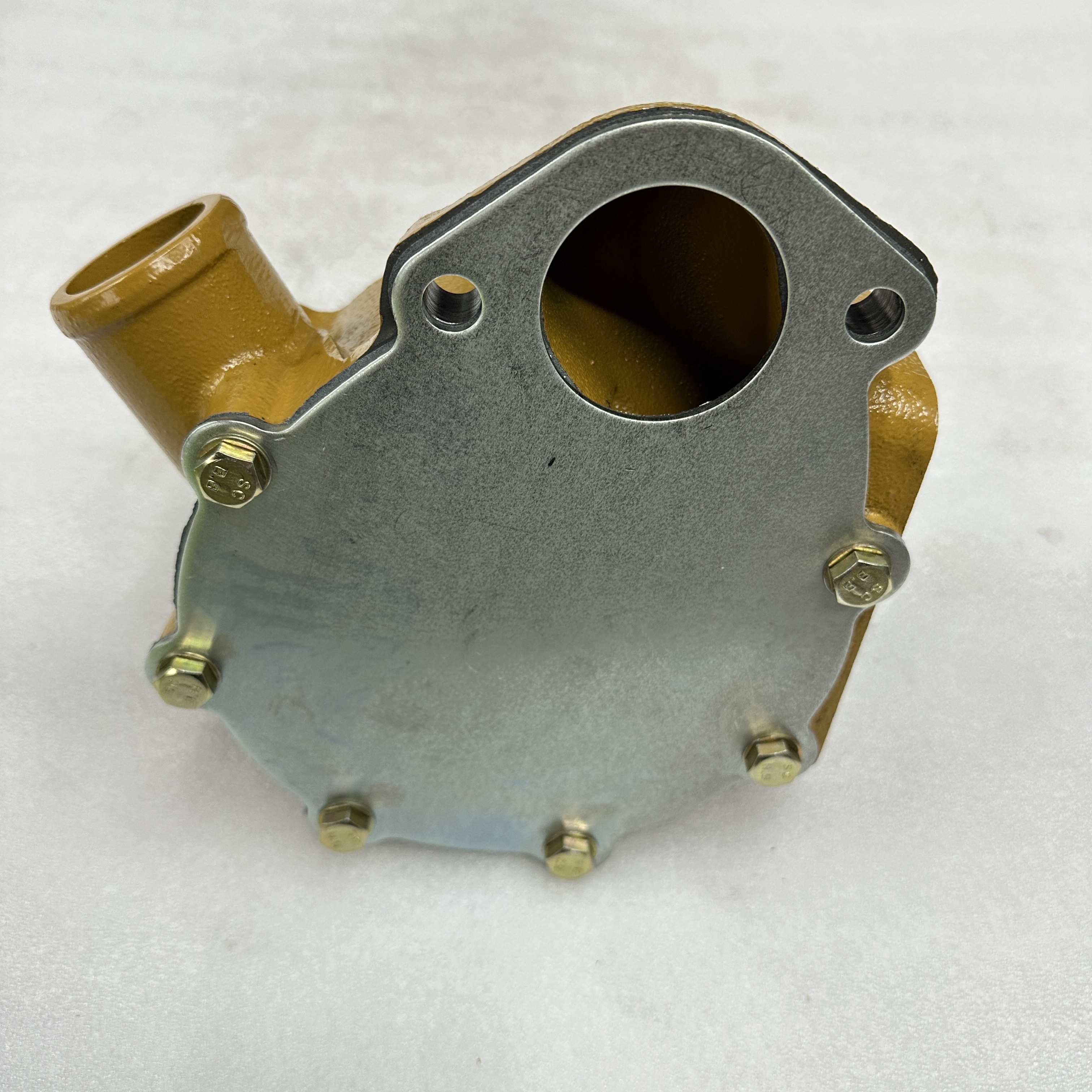 The construction machinery parts are suitable for KOMATSU PC400-6 engine cooling water pump 6151-62-1110 Item Picture