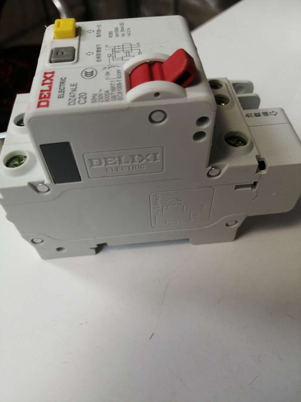 Delixi pressure transformer air switch leakage protection 2P20A details Picture