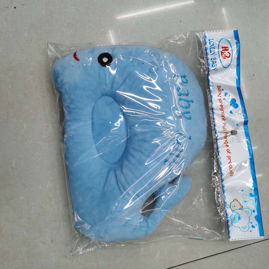 蓝鲸鱼造型定型宝宝头型矫正纠正夏季透气偏头枕