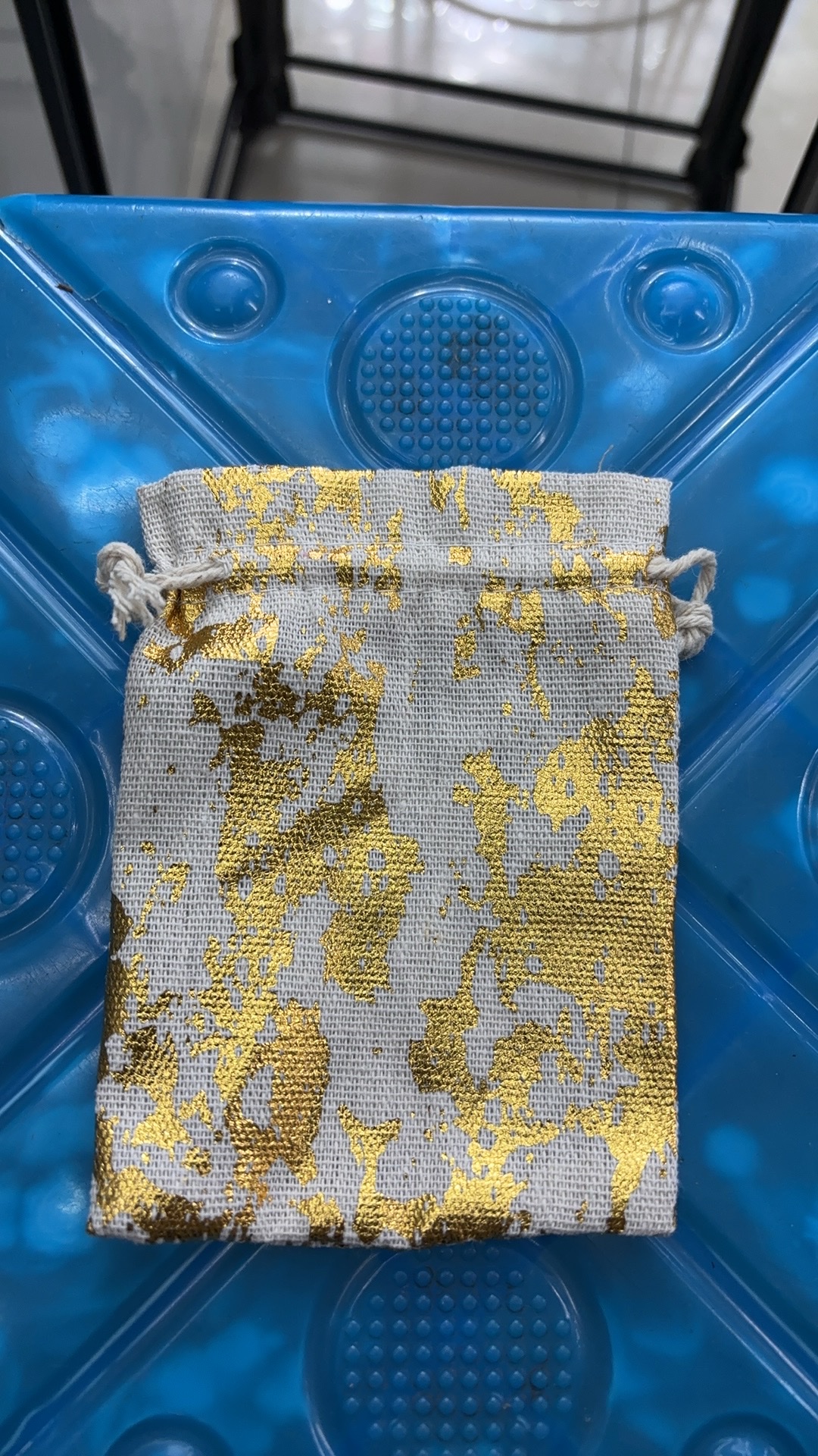 烫金圣诞花棉布袋 新颖靓丽 饰品袋驱蚊包 手链手机包手表包包等各种时尚收纳神器