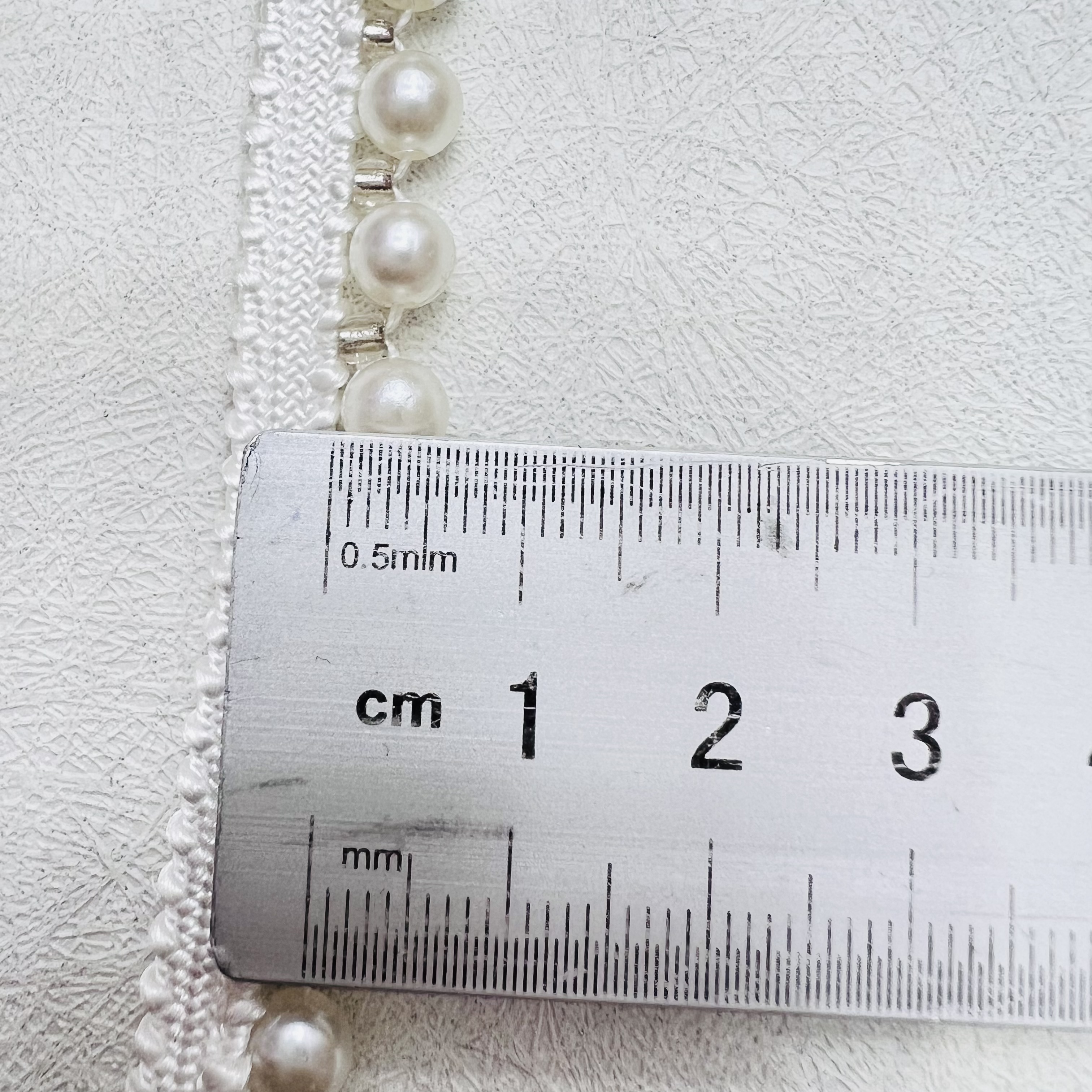 Beaded lace accessories, hand-sewn pearl lace decorative fabric, DIY handcrafted materials, high-end fashionable skirt hem decoration Specification image